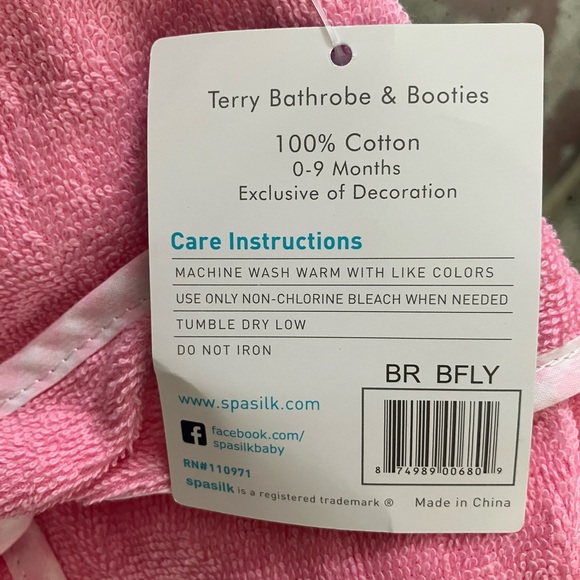 Pink Kids Robe with Butterfly Design - Picture 2 of 2